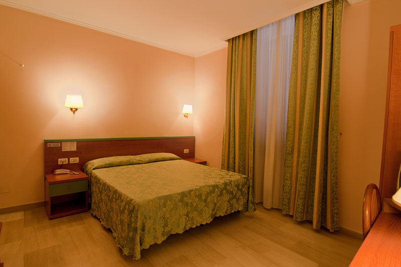 Hotel Center 2 Roma Ngoại thất bức ảnh